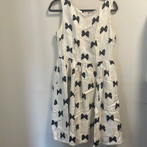 kate spade tea length bow dress with pockets!